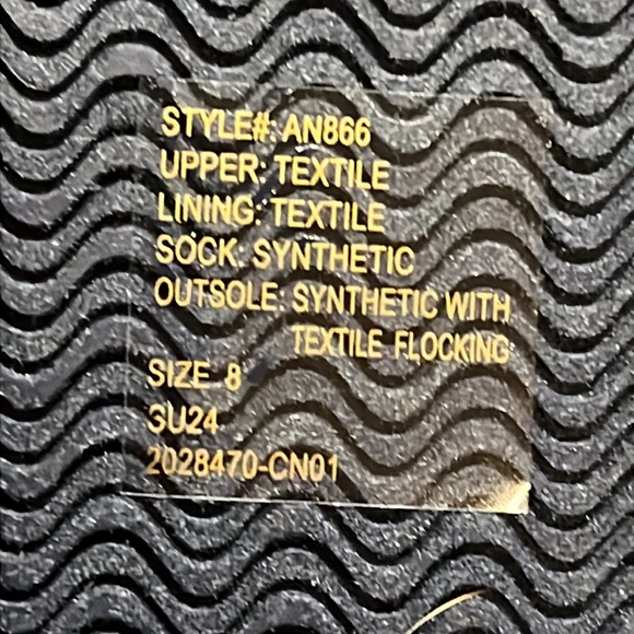 NWT J Crew Striped Flip Flops - Picture 6 of 7